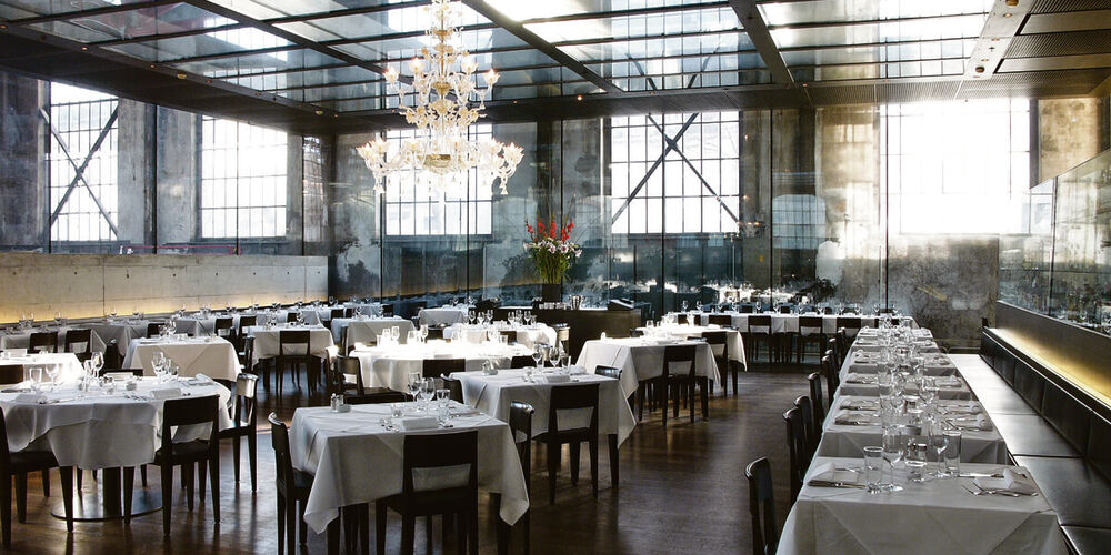 LaSalle Restaurant & Bar