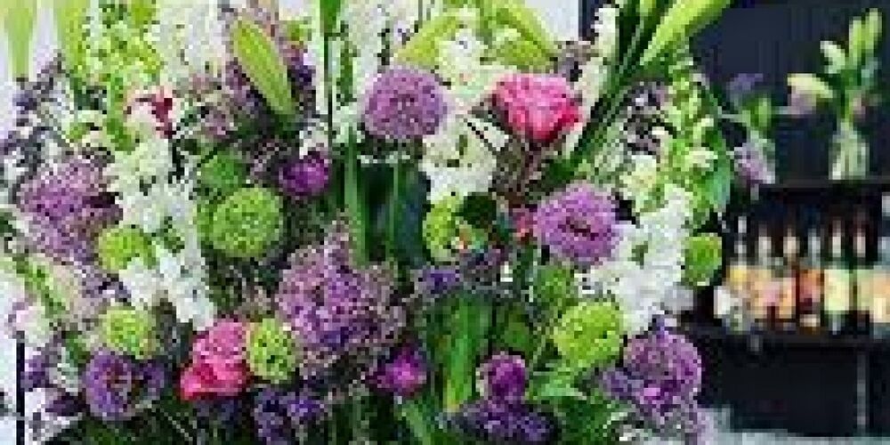 Bluemelade bim Schloss